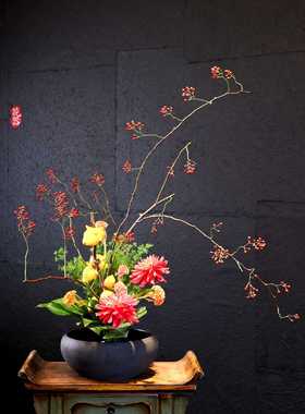 复古禅意中式黑色陶瓷花器剑山插花器皿拉丝花盆花盘装饰摆件