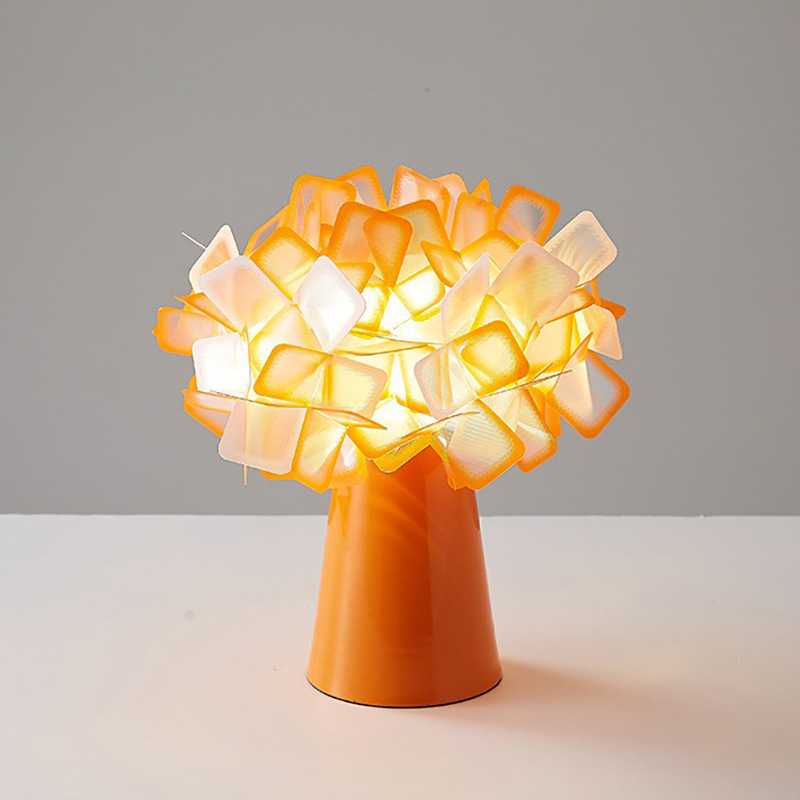 北欧意大利设计师花朵小台灯简约温馨浪漫卧室床头餐桌创意装饰灯