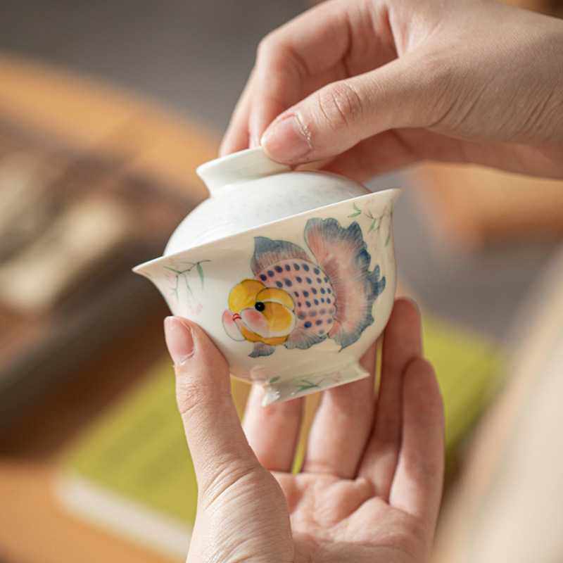 泥人述 釉下彩手绘泰狮金鱼盖碗 功夫茶具手作可爱嘟嘟鱼泡茶碗