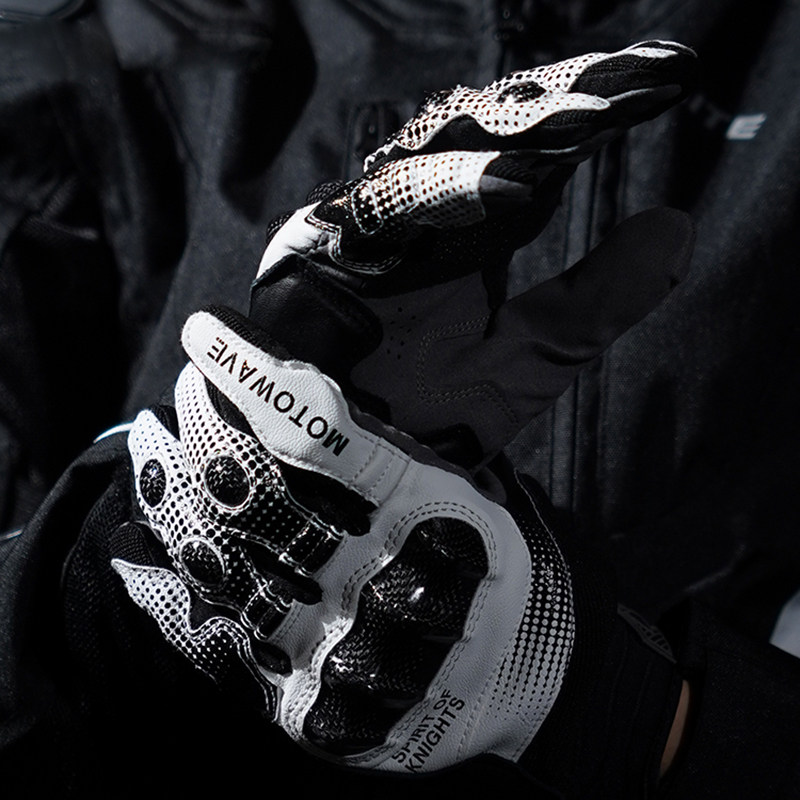 碳纤维摩托车手套夏季男士专用骑行E手套四季男款防晒复古挡风真