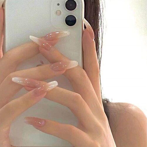 Handmade milky white gradient nude color wearing nail pure