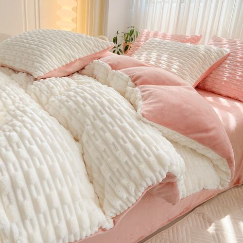 Class A Maternal And Infant Grade Rabbit Velvet Four-piece S
