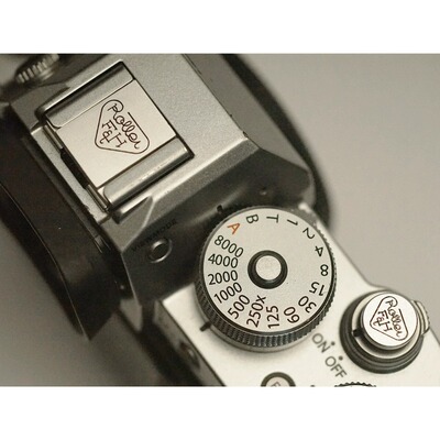 适用禄来富士XT5/XT4/XT30/XS10/XS20/XE4/XE3热靴盖通用快门按钮