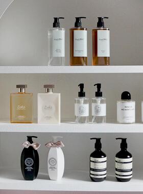 样板间卫生间沐浴乳洗发露装饰摆件卫浴店高端民宿酒店壁龛装饰品