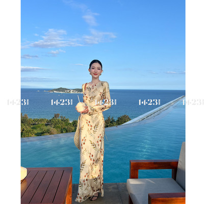 1423【吴千语同款】100人丝蔷薇印花长裙长袖露背收腰显瘦连衣裙