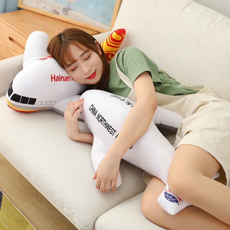 新款创意飞机抱枕中国航空海南纪念品儿童卧室家居摆设生日礼物女