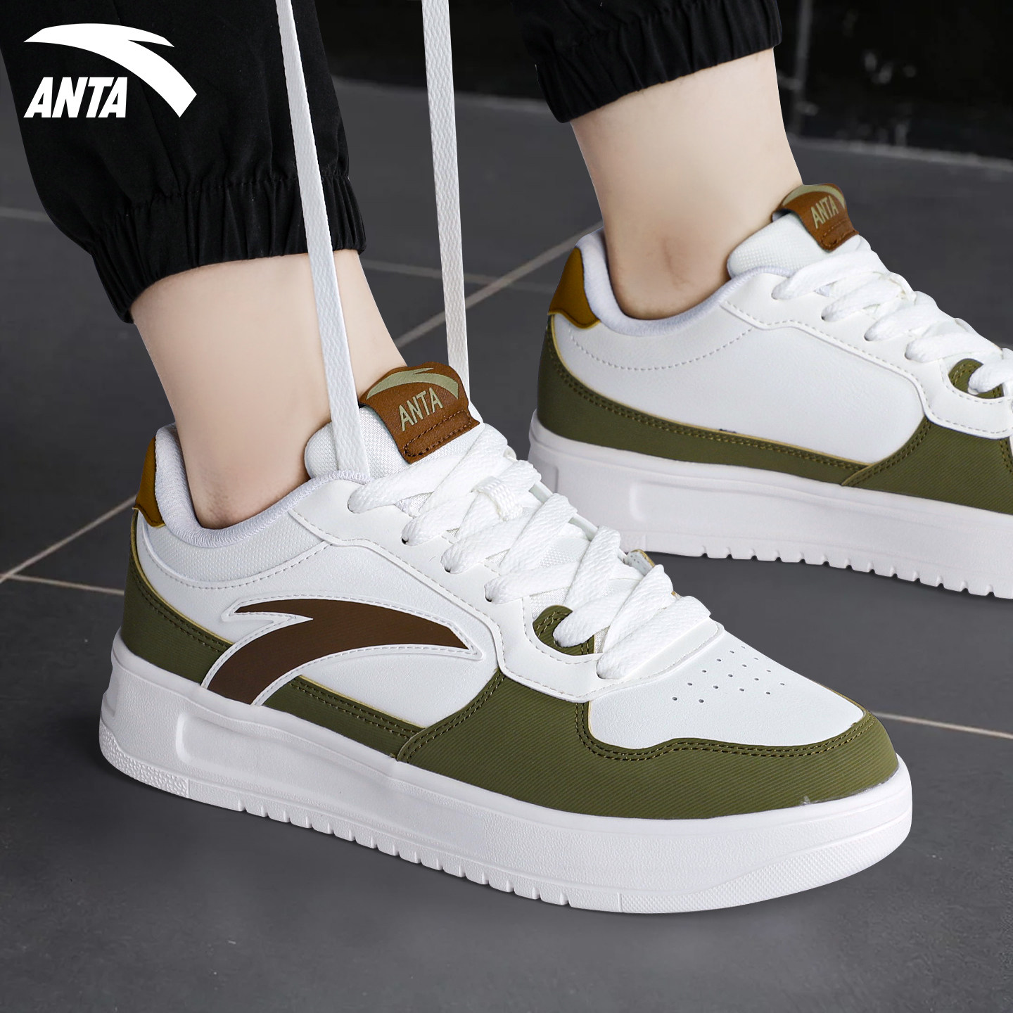 安踏男鞋复古板鞋男士轻便运动鞋厚底增高青少年男学生潮流休闲鞋