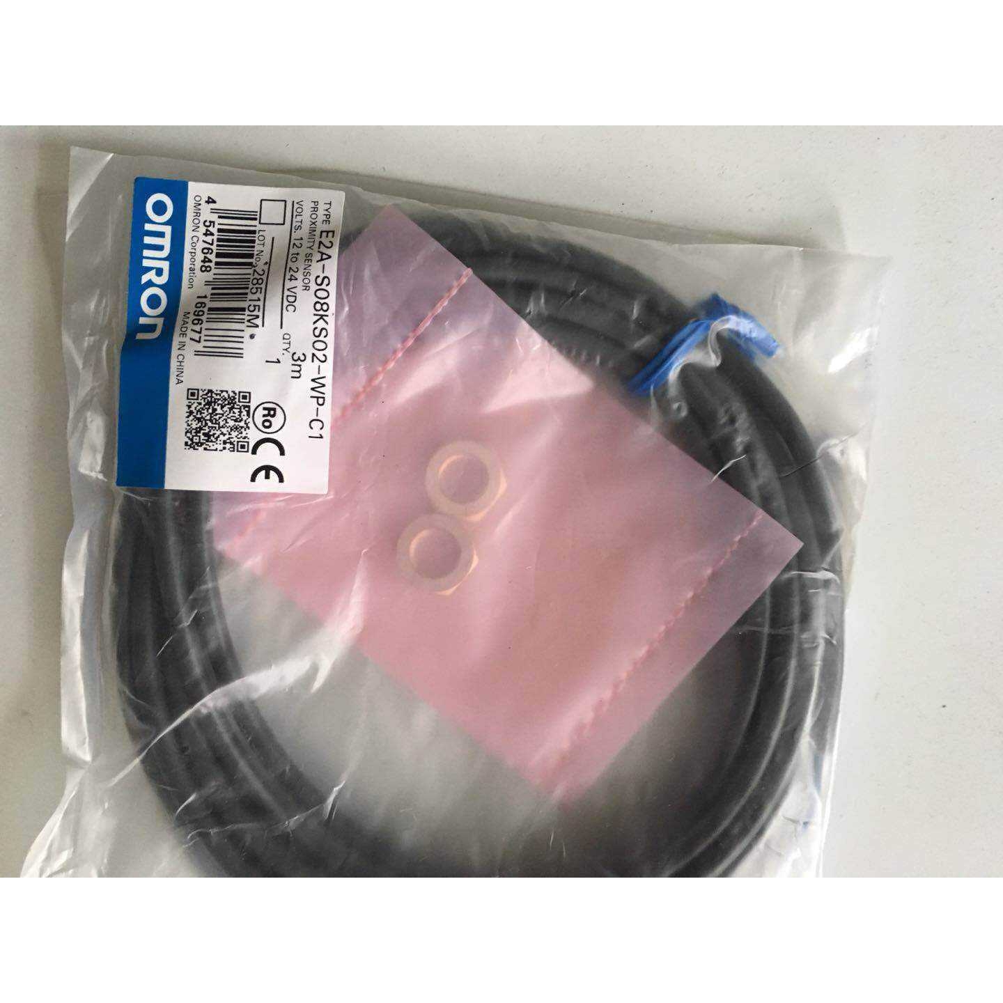 E2A-S08KS02-WP-C1三线直流接近开关 感应金属圆柱形接近开关