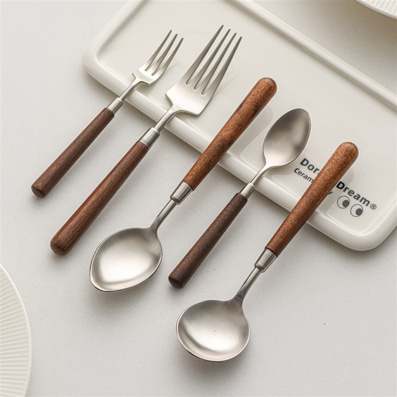 304不锈钢胡桃木柄餐具套组家用餐勺餐叉高颜值饭厅饭匙甜品勺叉