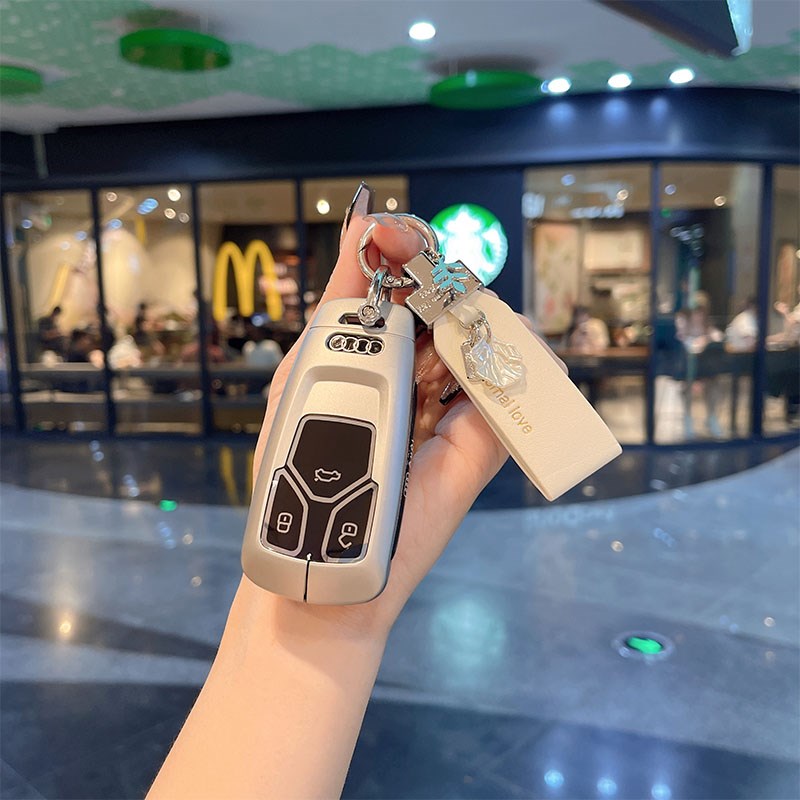 奥迪钥匙套新A4L/Q5L/A5/Q7/TT汽车钥匙扣包壳金属男女