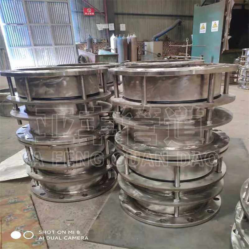 工厂直供碳钢双法兰松套传力接头 套筒不锈钢式管路补偿接头厂家