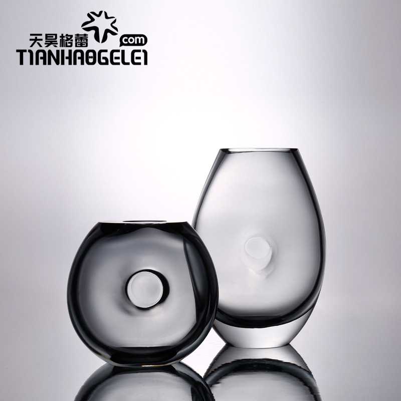 天昊格蕾手工现代简约高端玻璃花瓶样板房客厅餐厅卧室设计款摆件