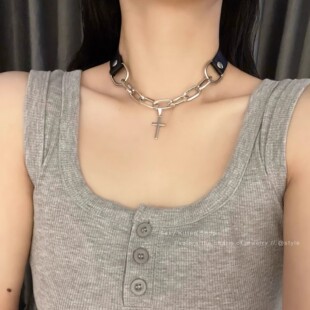 十字架链条项圈男女朋克摇滚choker亚文化辣妹y2k钛钢小众项链潮