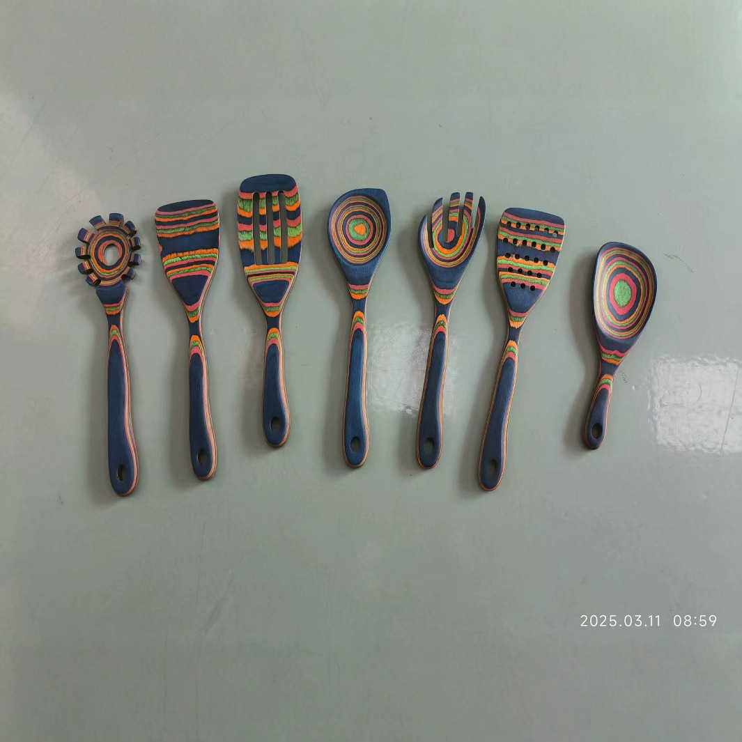 Pakkwood彩木烹饪铲勺定制实木厨具套装木制煎铲厨具彩色汤勺锅铲
