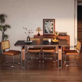 中古风包豪斯康桥餐桌2025新款岩板实木餐桌长方形小户型家用餐桌