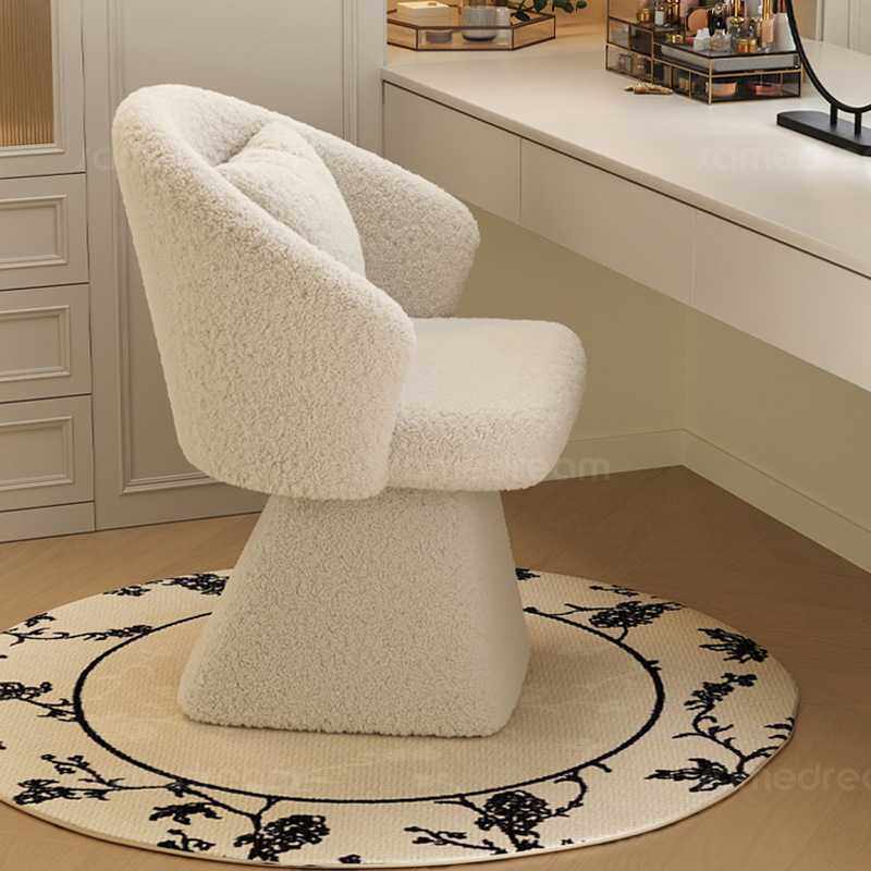 新款家装建材旋转化妆椅女生卧室梳妆台新款化妆凳轻奢衣帽间凳子,玩具/童车/益智/积木/模型,垂直悬浮玩具,淘宝优惠券,粉丝福利购,淘宝优惠卷