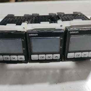 一共3 成色如图 议价欧姆龙温控器E5CZ O2MT