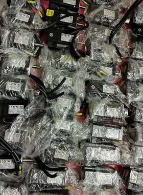 议价SGMJV-01ADL21安川5系100W伺服电机，设备拆机