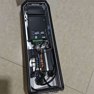 U1.0 共 NL04B 议价出入口通道车牌识别仪