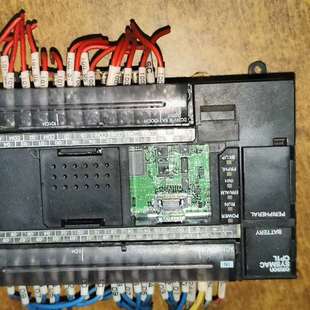 议价欧姆龙CP1L A功能正常包好 M40DR
