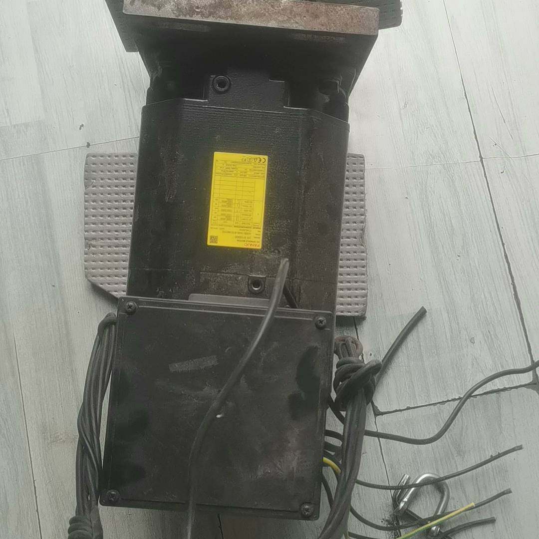 议价发那科电机 A06B-1446-B103-0102  包好