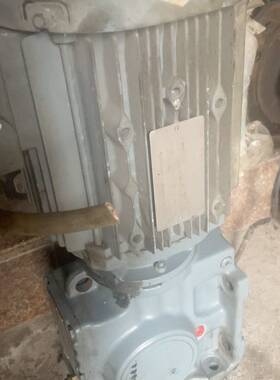 议价拆机SEW减速机型号S57、DRS100M4、速比7．28