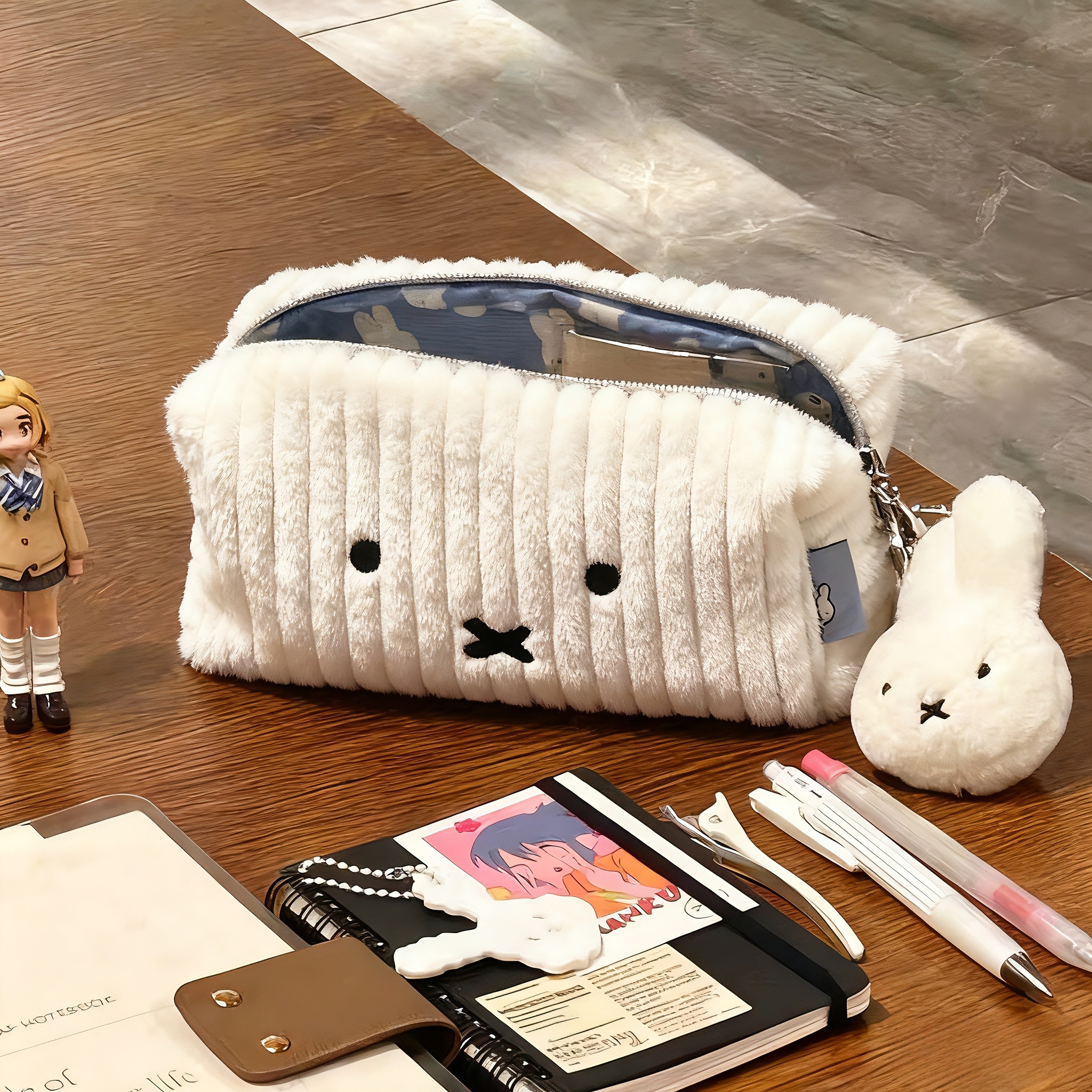 可爱米菲毛绒笔袋ins高颜值大容量女学生学霸笔袋便携送闺蜜礼物