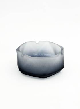 【Firechicka】黑沙滩·ins风高级质感简约高颜值磨砂渐变烟灰缸