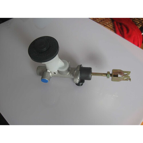 离合器总泵适用于丰田海拉克斯31410-35250厂家 主缸改装