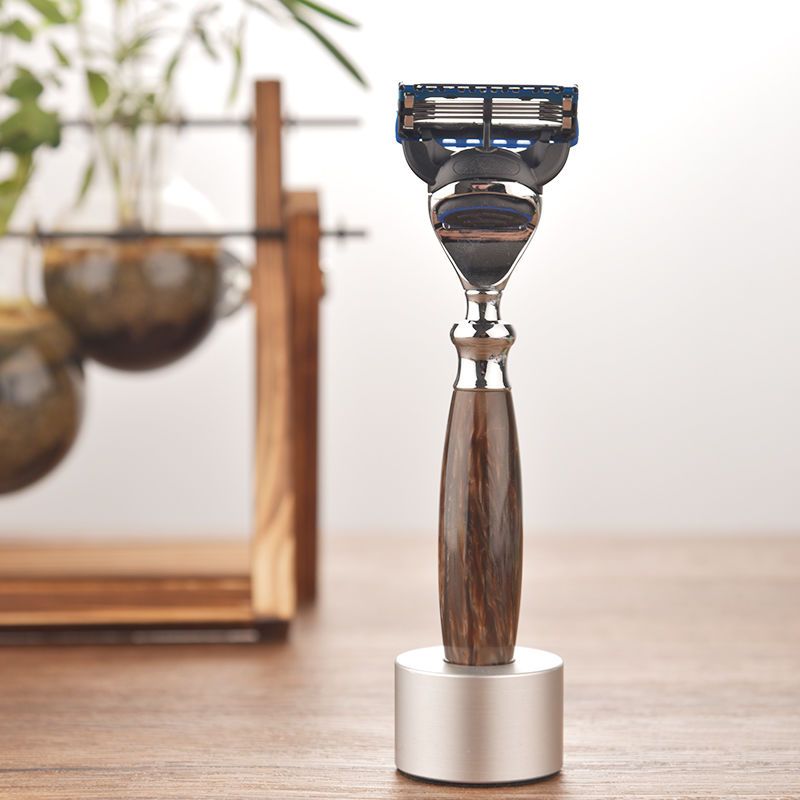 剃须刀5层手动刮胡刀男刮胡子刀片手动胡须刀架复古手柄豪华套装