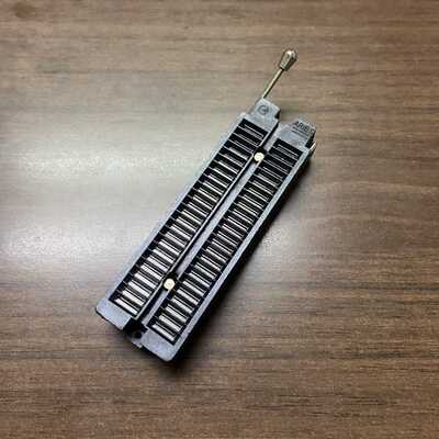 48pin锁紧座 进口直插件 编程器锁紧座 转换座 IC测试座可插圆孔