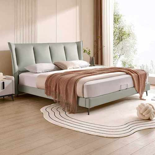 北欧现代真皮床奶油风温馨软包双人床意式极简主卧1.8米实木婚床