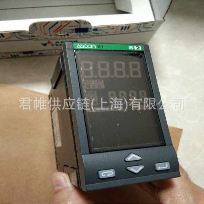 价格需核实  ASCON  温控器  型号：K31 FCRRRR-E--