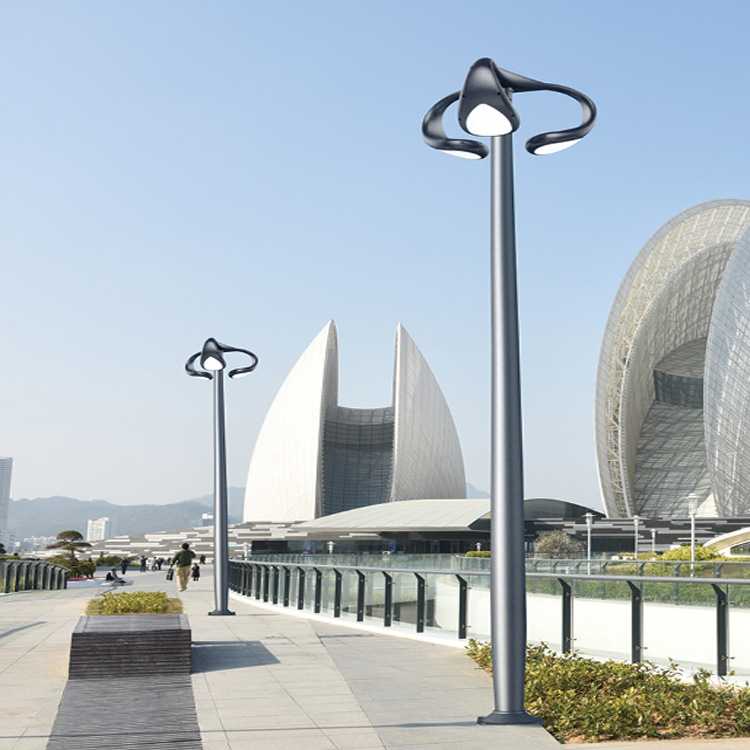 太阳能灯户外庭院灯3米感应led小区道路灯花园别墅高杆智能强光