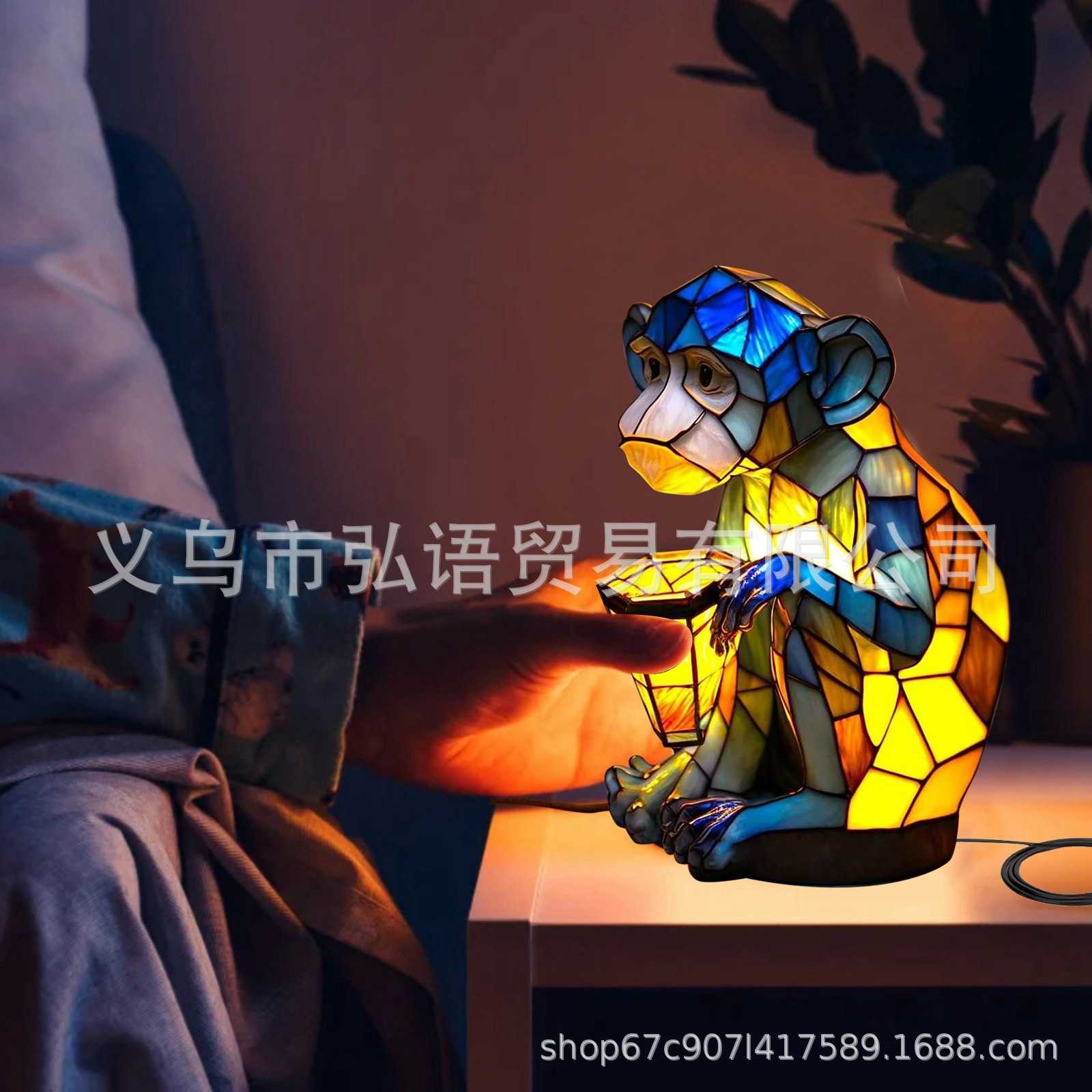 跨境新款七彩动物造型灯摆件USB插头LED灯开关摆件床头灯台灯摆件