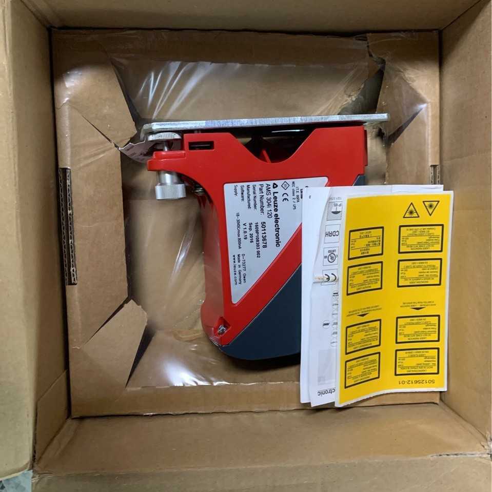 Leuze劳易测光电开关HT3C/6G-M8 HT3C/4P-M8 HT3C.V/2N HT3C.S/6G