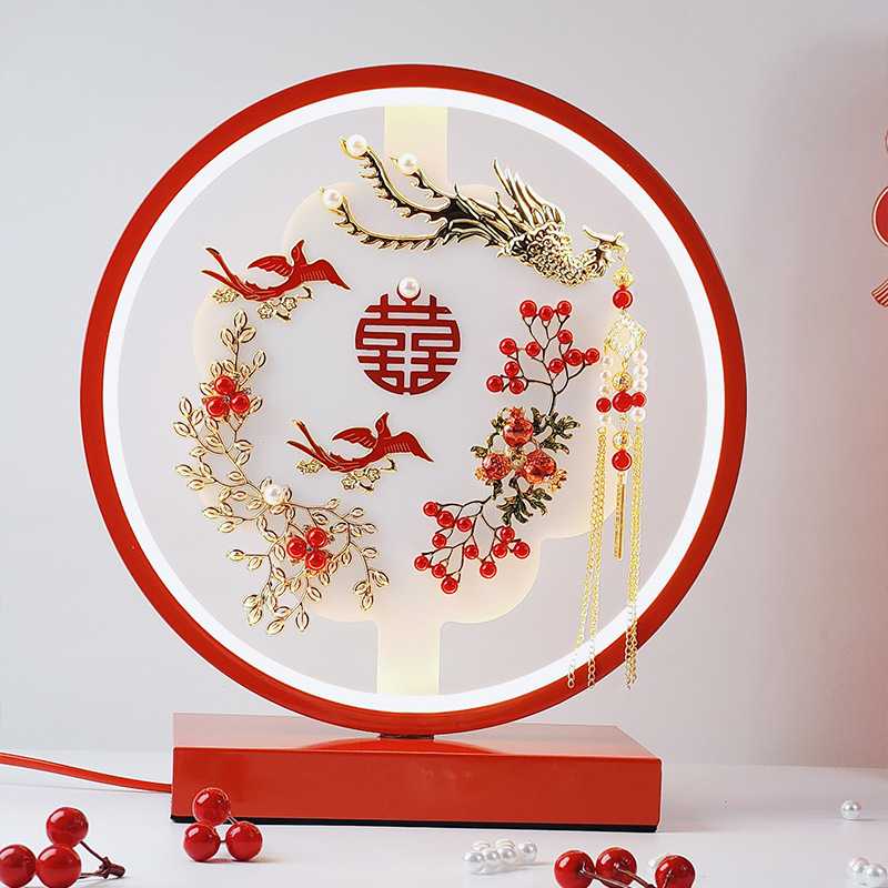 创意结婚台灯卧室床头灯婚房新娘陪嫁灯婚庆红色粘花长明灯礼物灯