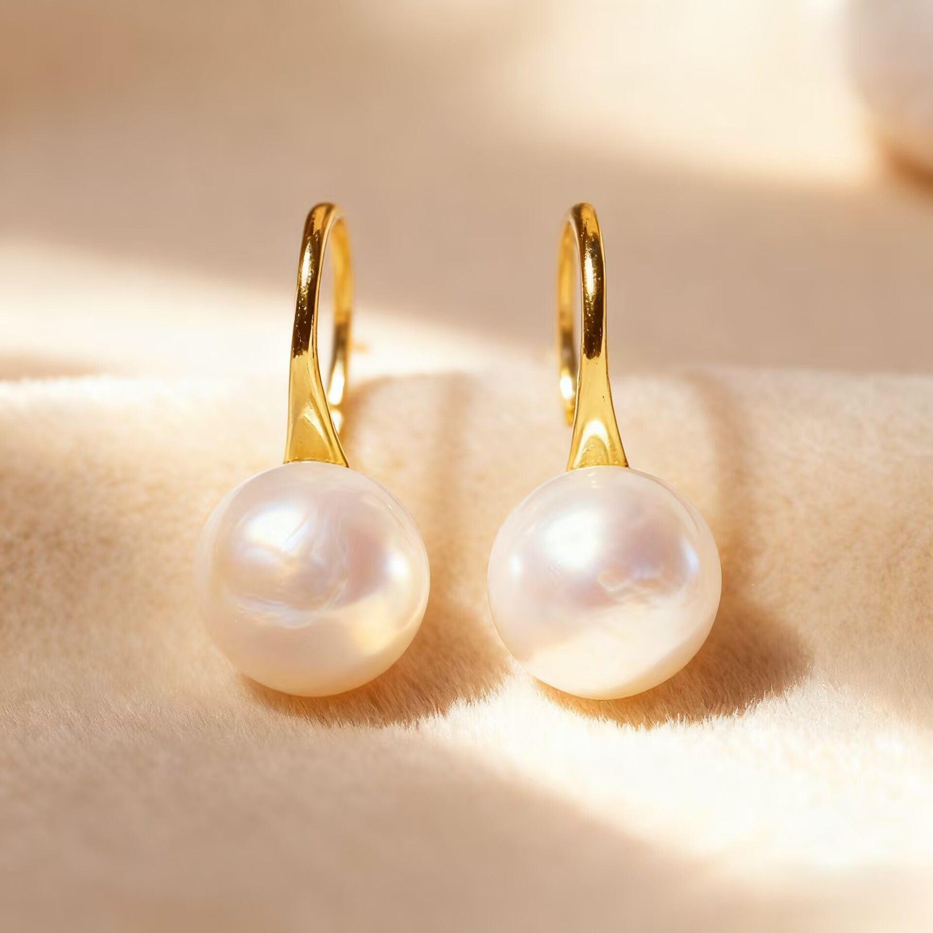 天然淡水珍珠耳环女S925银高跟鞋耳钉日韩时尚潮OL约8mm白色强光,饰品/流行首饰/时尚饰品新,耳环,淘宝优惠券,粉丝福利购,淘宝优惠卷