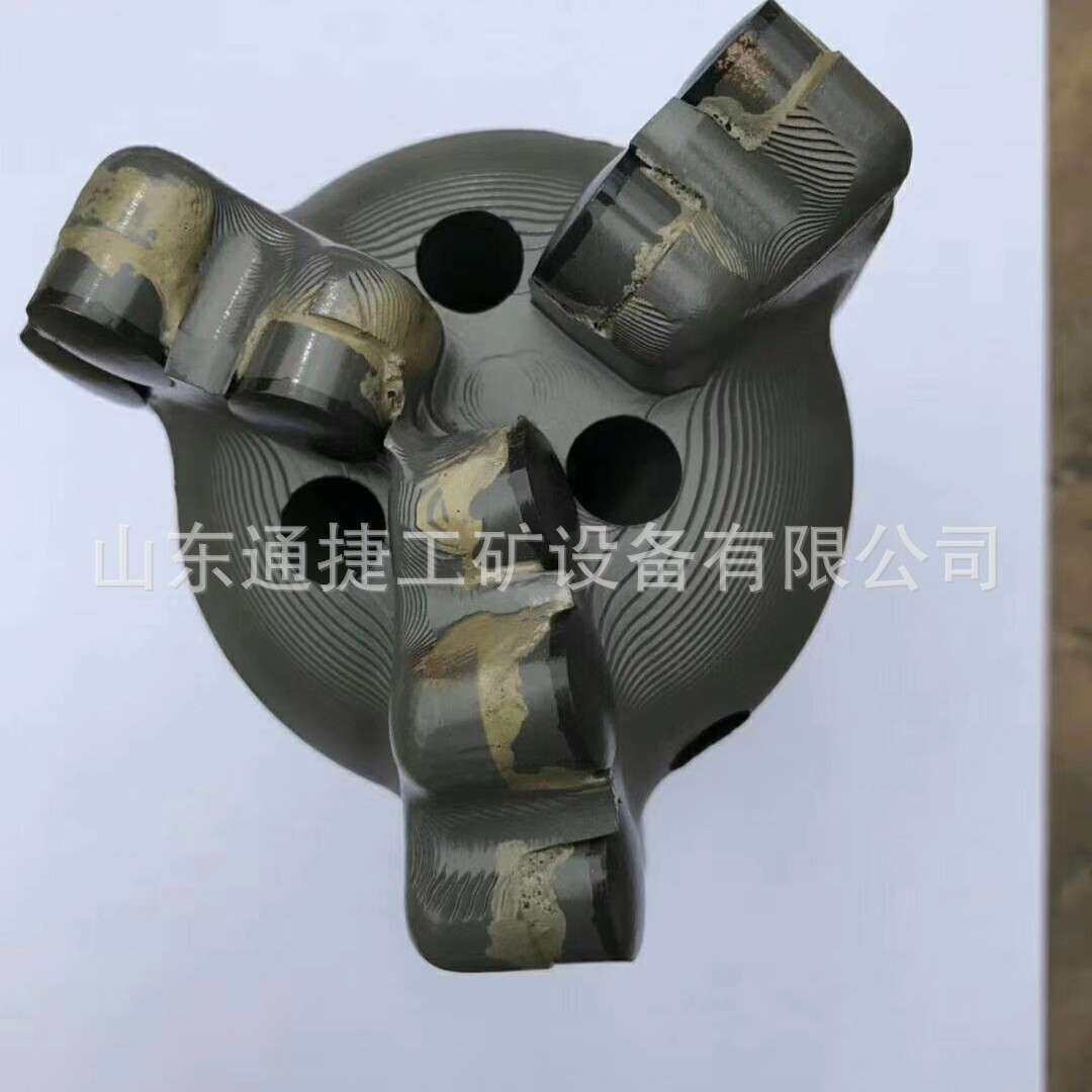 金刚石弧形钻头 金刚石复合片钻头矿用合金钻头厂家供应钻探钻头