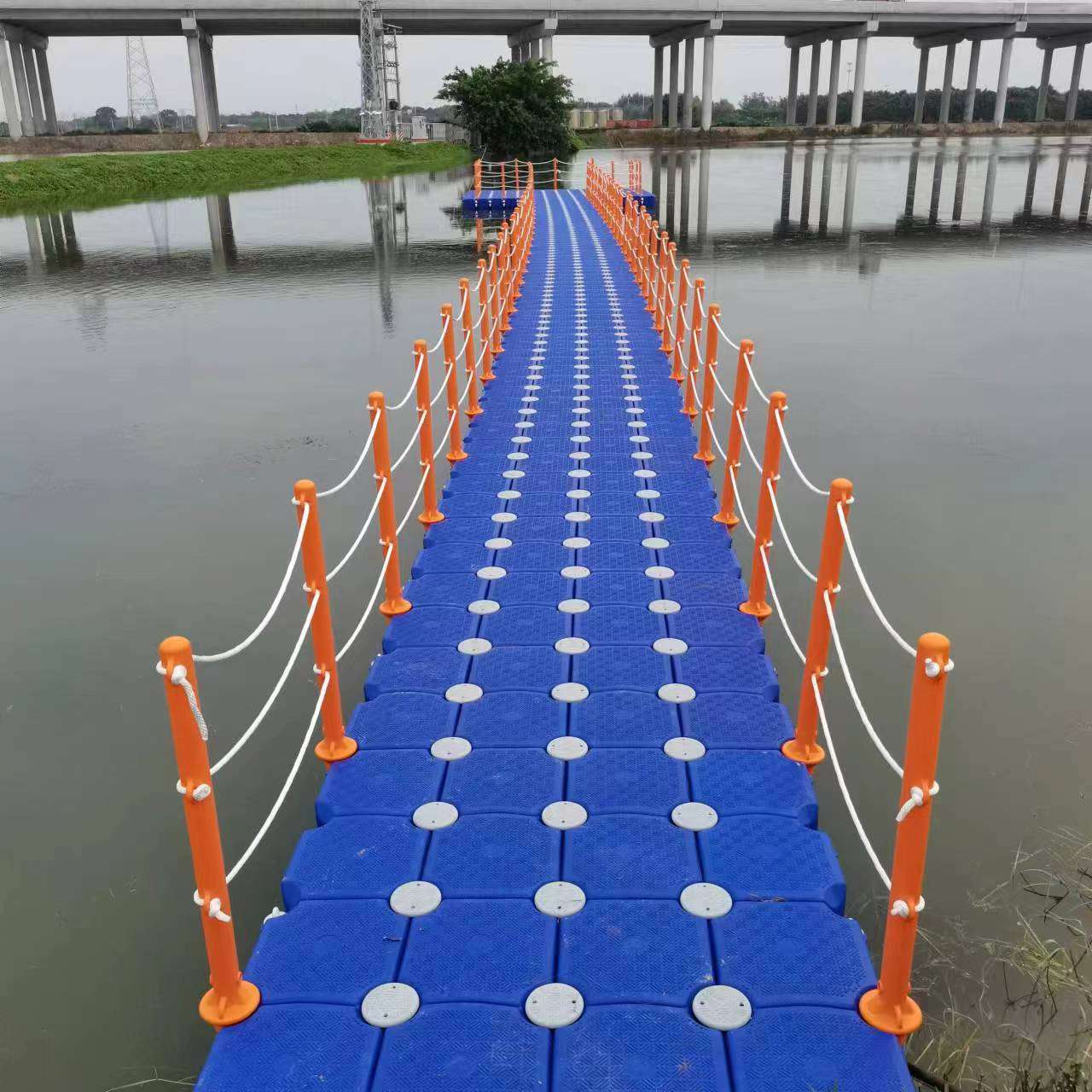 水上拼接式浮动平台水上施工作业平台赛龙舟码头港口游艇停靠码头