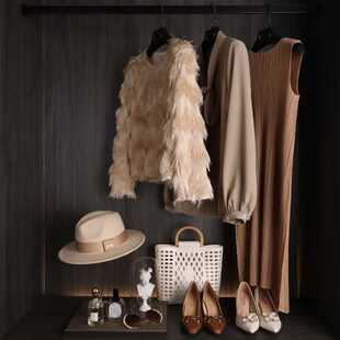 予奢印象 样板房衣服衣帽间装饰品摆件样板间女装驼色服饰软装