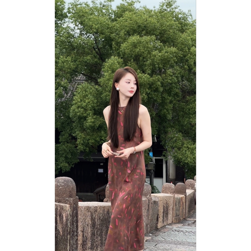 艾文文IRIS 画报裙 26夏“100桑蚕丝”复古艺术绘画连衣裙26LYQ86