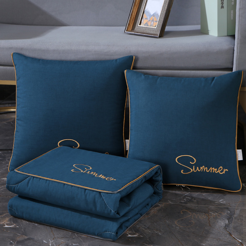 夏季细麻抱枕毯子两用新款高档加厚汽车用枕头被S子二合一四季通