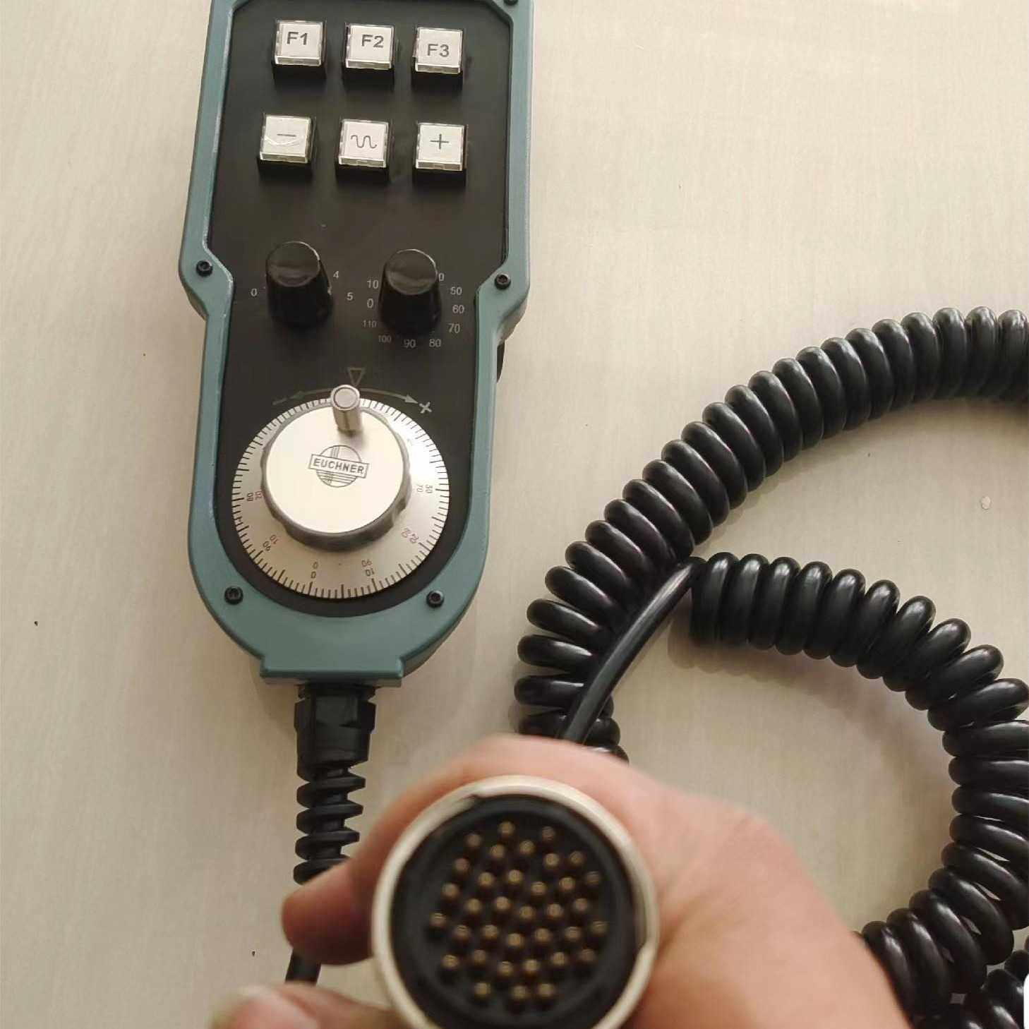 6FX2007-1AC04/1AE04 6FX2007-1AC14/1AE14安士能电子手轮可维修