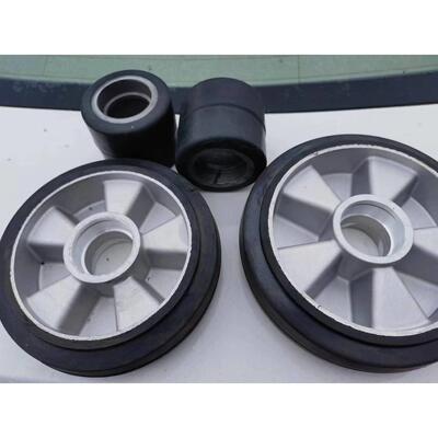 叉车1850地牛轮无噪音铝芯轮毂橡胶轮7080橡胶轮204轴承孔