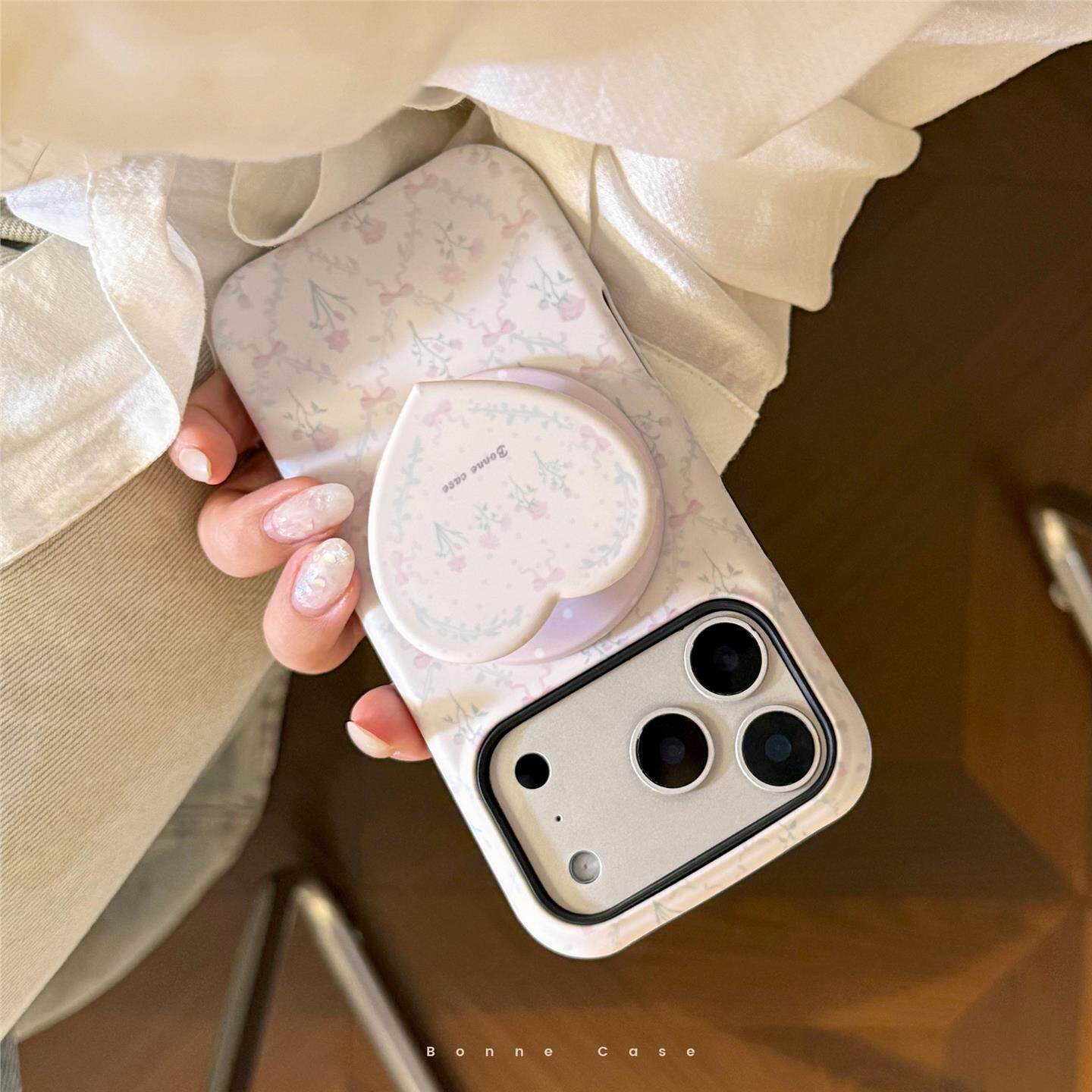 高颜值苹果iPhone17手机包适用16pro 菲林15法式粉花朵14磨砂13硬