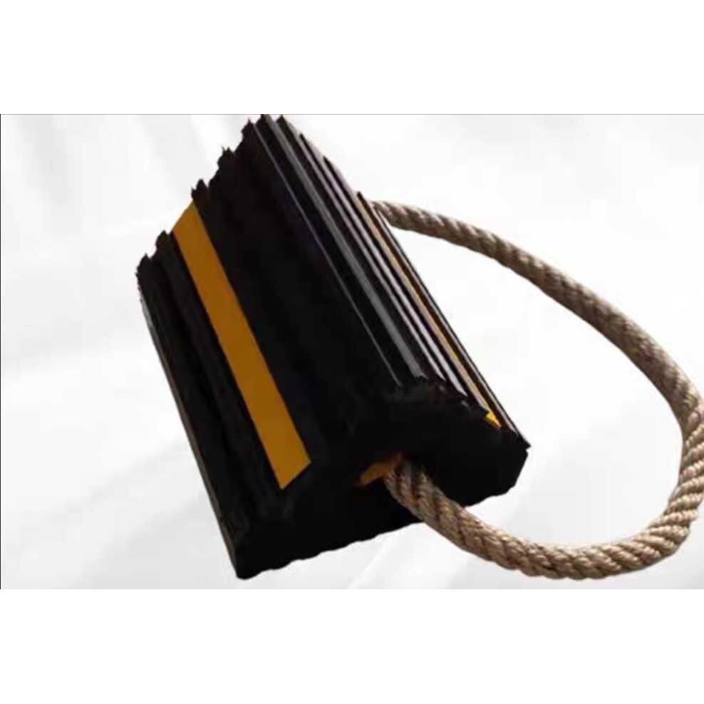 橡胶飞机轮挡车辆轮挡减速防滑挡板汽车斜坡