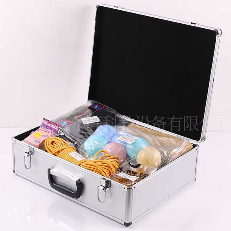 心理咨询室设备 团体活动辅导箱 中小学团体心理游戏拉杆道具箱