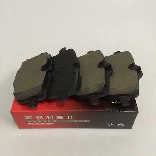 适用于BMW:F12 菲亚特博悦时尚 刹车片后陶瓷刹车片D1469/D1620