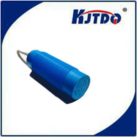 KJTDQ/凯基特 电容传感器M30三线PNP/NPN常开电容式接近开关